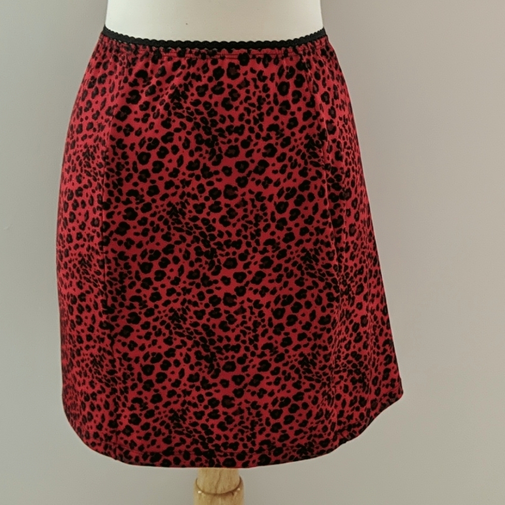 Vintage Y2K Red Leopard Cheetah Mini Skirt